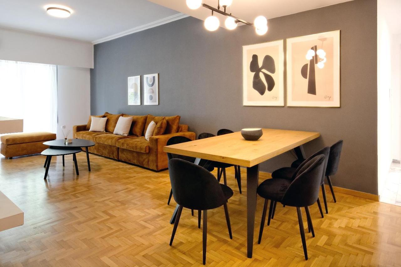 Elegant Big Apartment In Athens Center With Balcony المظهر الخارجي الصورة
